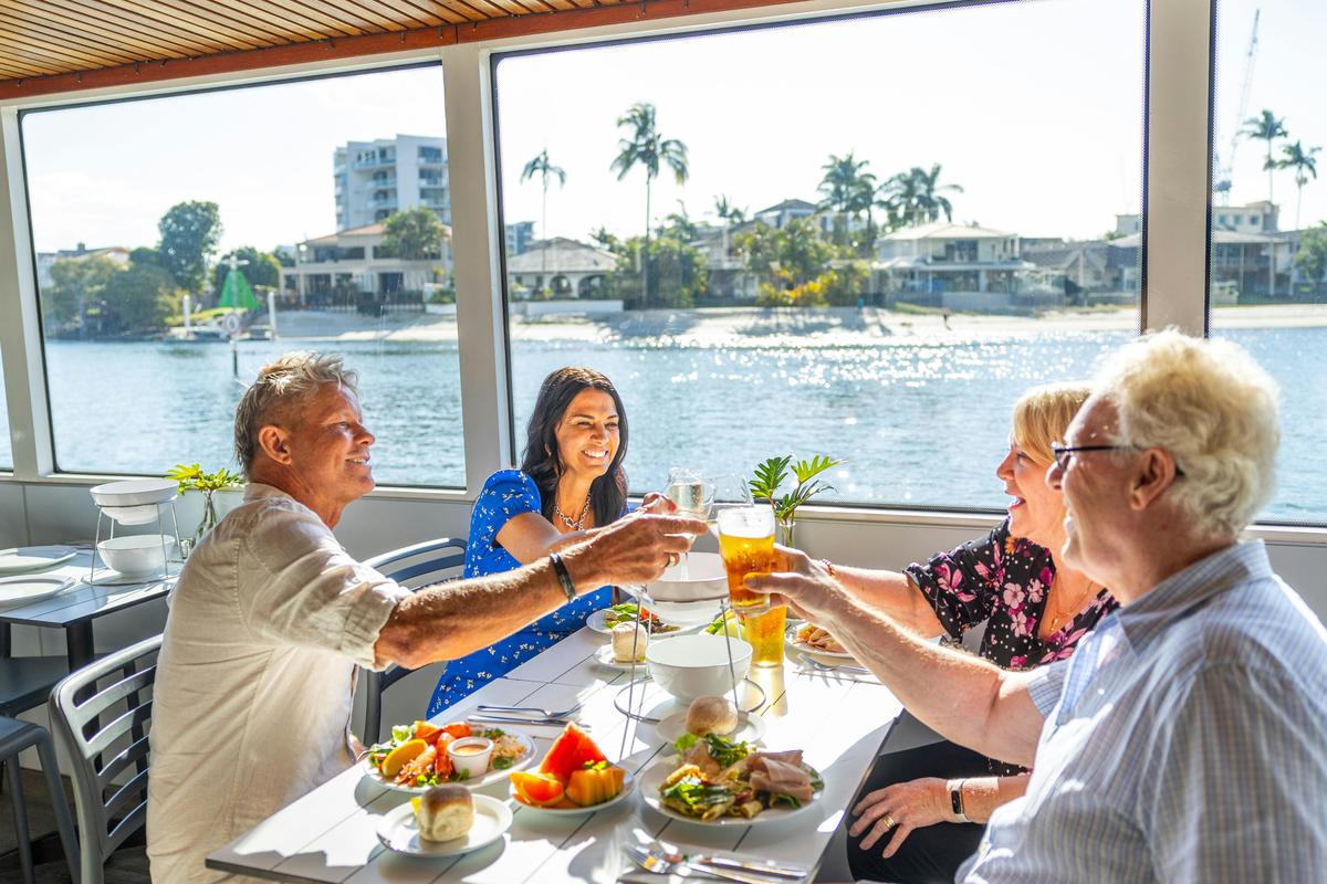 Buffet Lunch Sightseeing Cruise