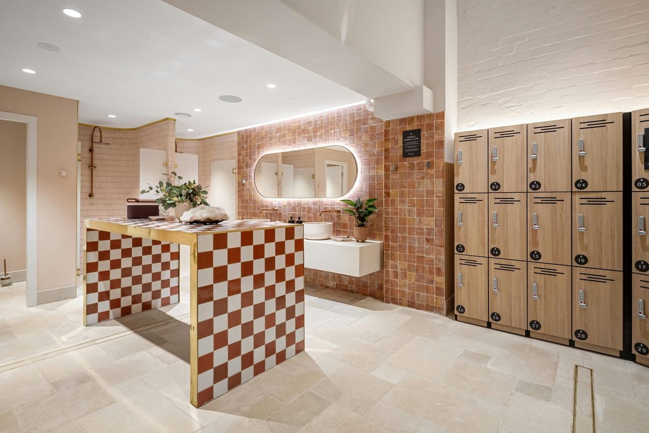 Women's Change Room