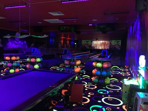 Spinners Bar & Bowl
