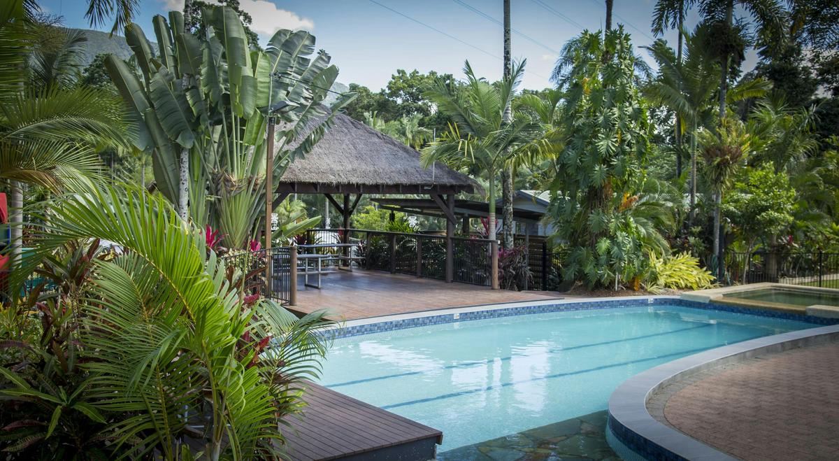 Cool Waters Holiday Park Swimming Pool