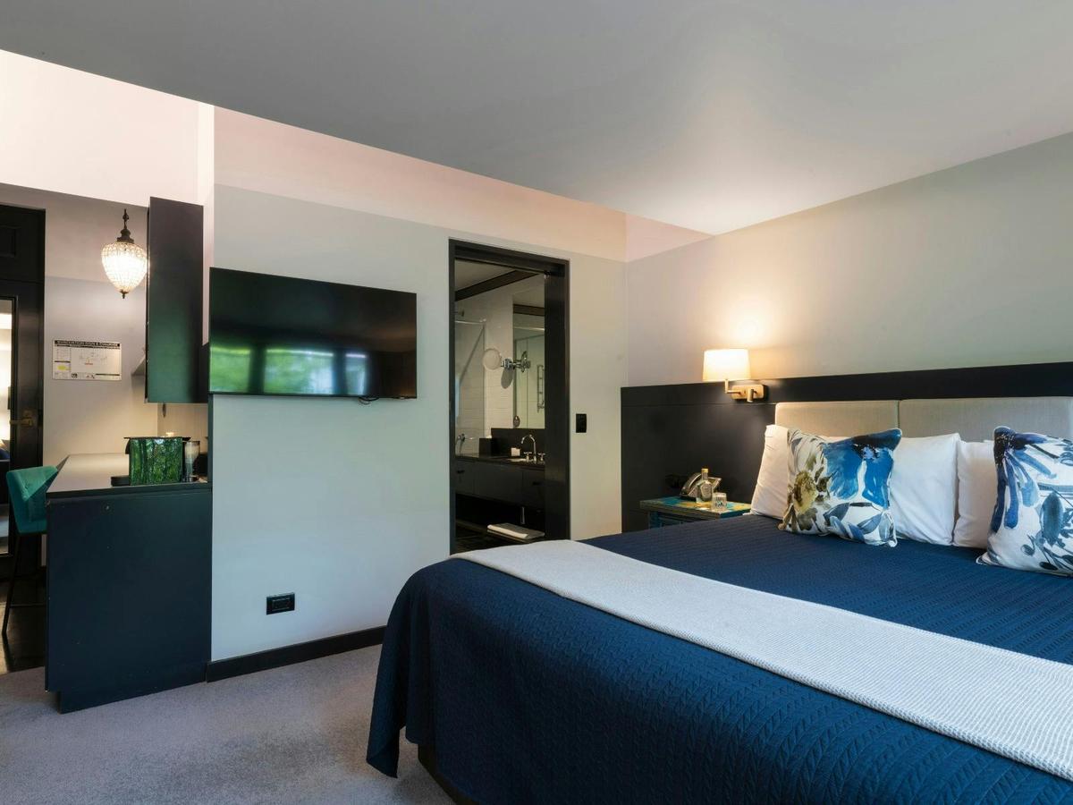 Executive King Room