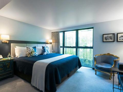 Executive King Room