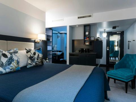 Accessible Executive Queen Room