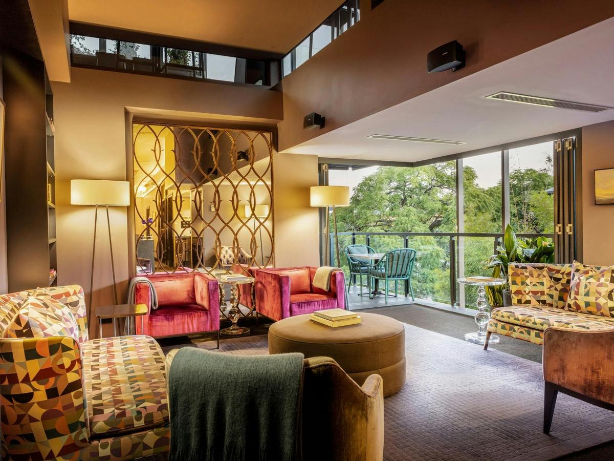 Guest Lounge