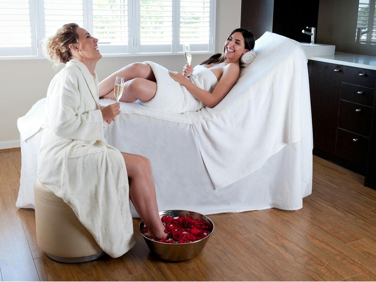 Social Spa-ing