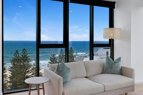 Sandbar Burleigh Beach