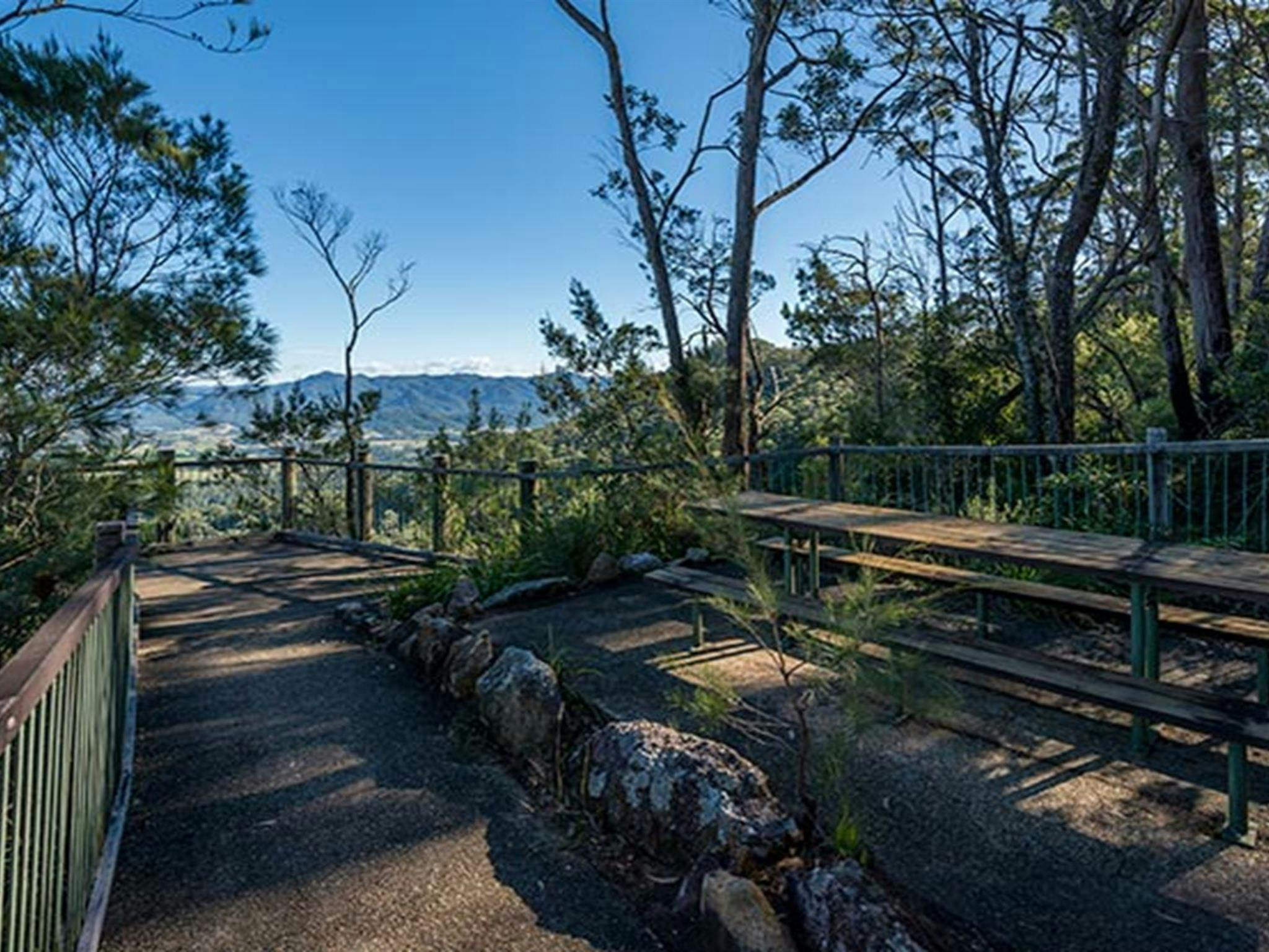 Newbys lookout, Coorabakh National Park. Photo: John Spencer