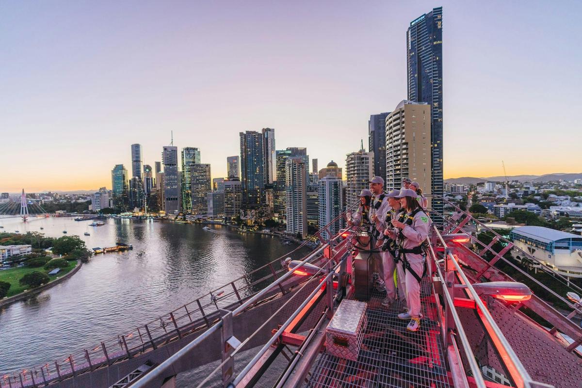 Twilight climb with champagne
