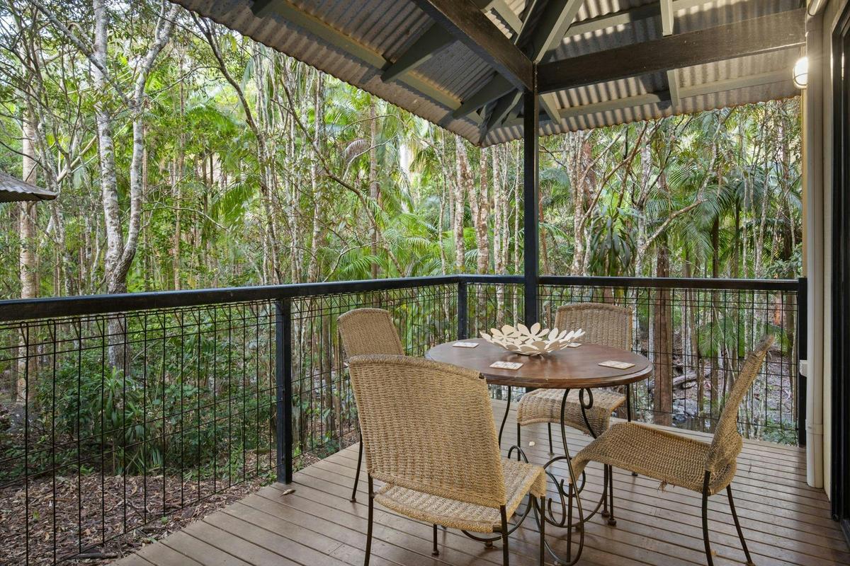 Creek Lodge