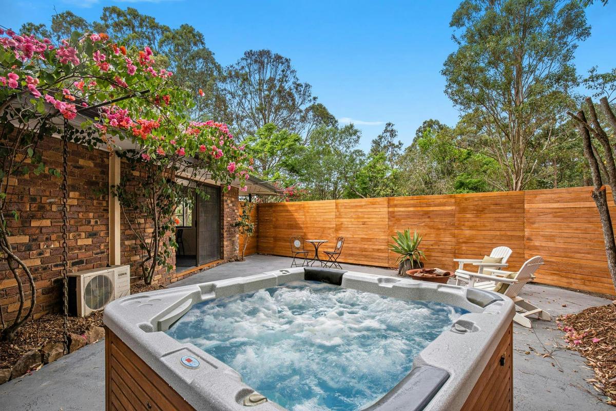 Courtyard Spa Room