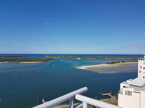 3 Bedroom 3 Level Deluxe Penthouse