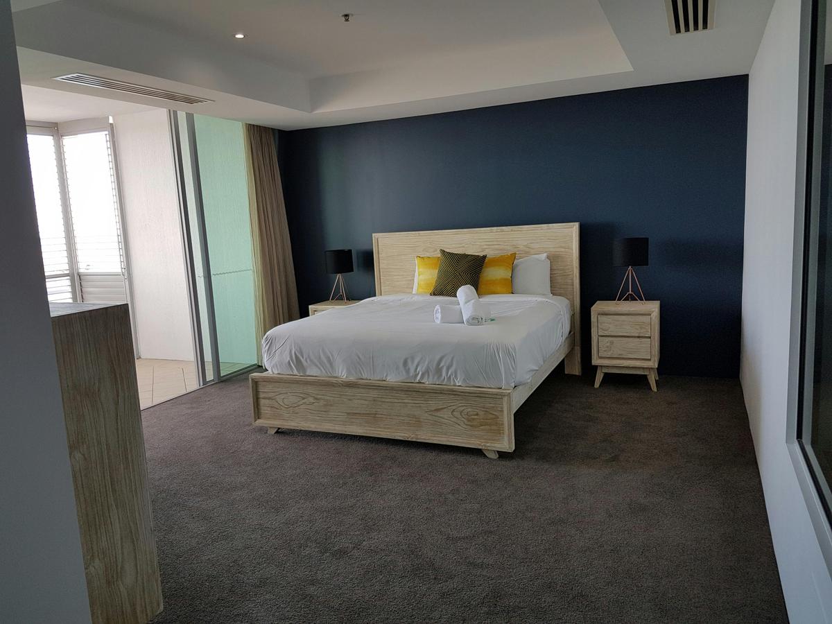 3 Bedroom 3 Level Deluxe Penthouse