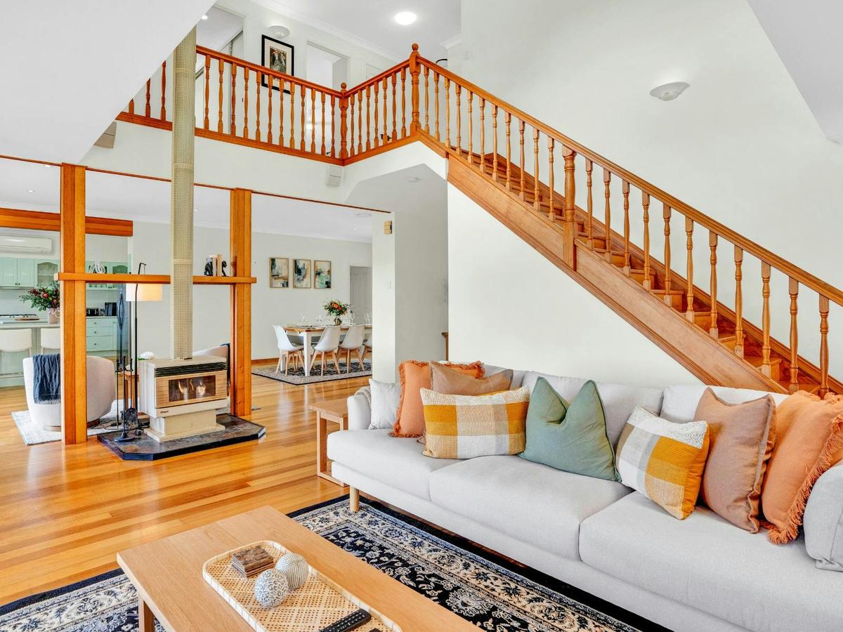 Integrated Living, Kitchen and Dining Areas