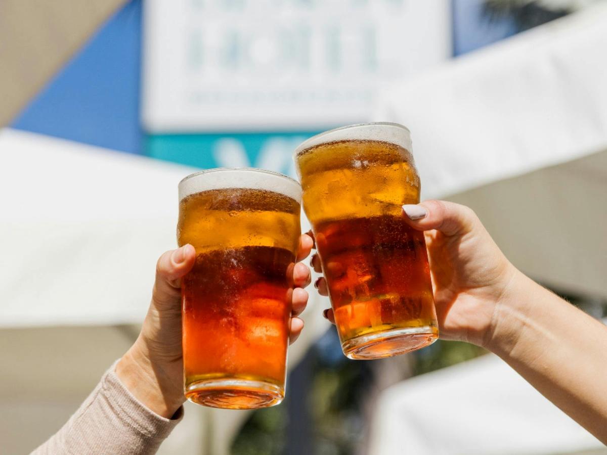 Cheers to sunny beer gardens!
