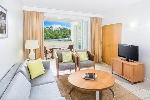 1 Bedroom River View Apartment