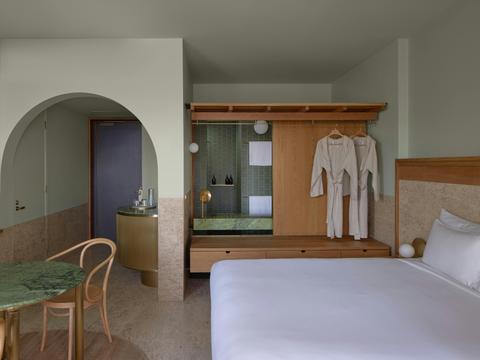 City View Room King