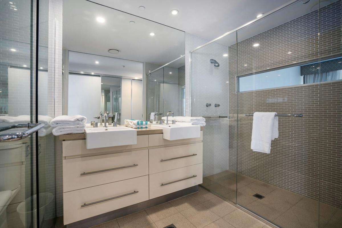3 Bedroom Water View