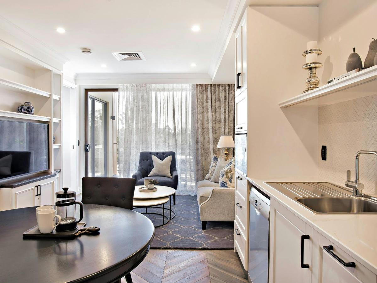 One Bedroom Apartment