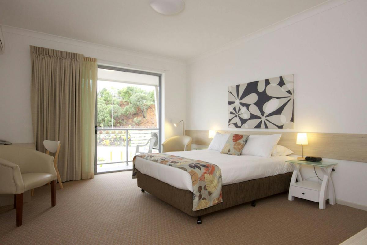 Queen Room