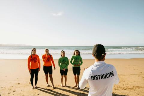 Silver Surf School - Surf Lessons