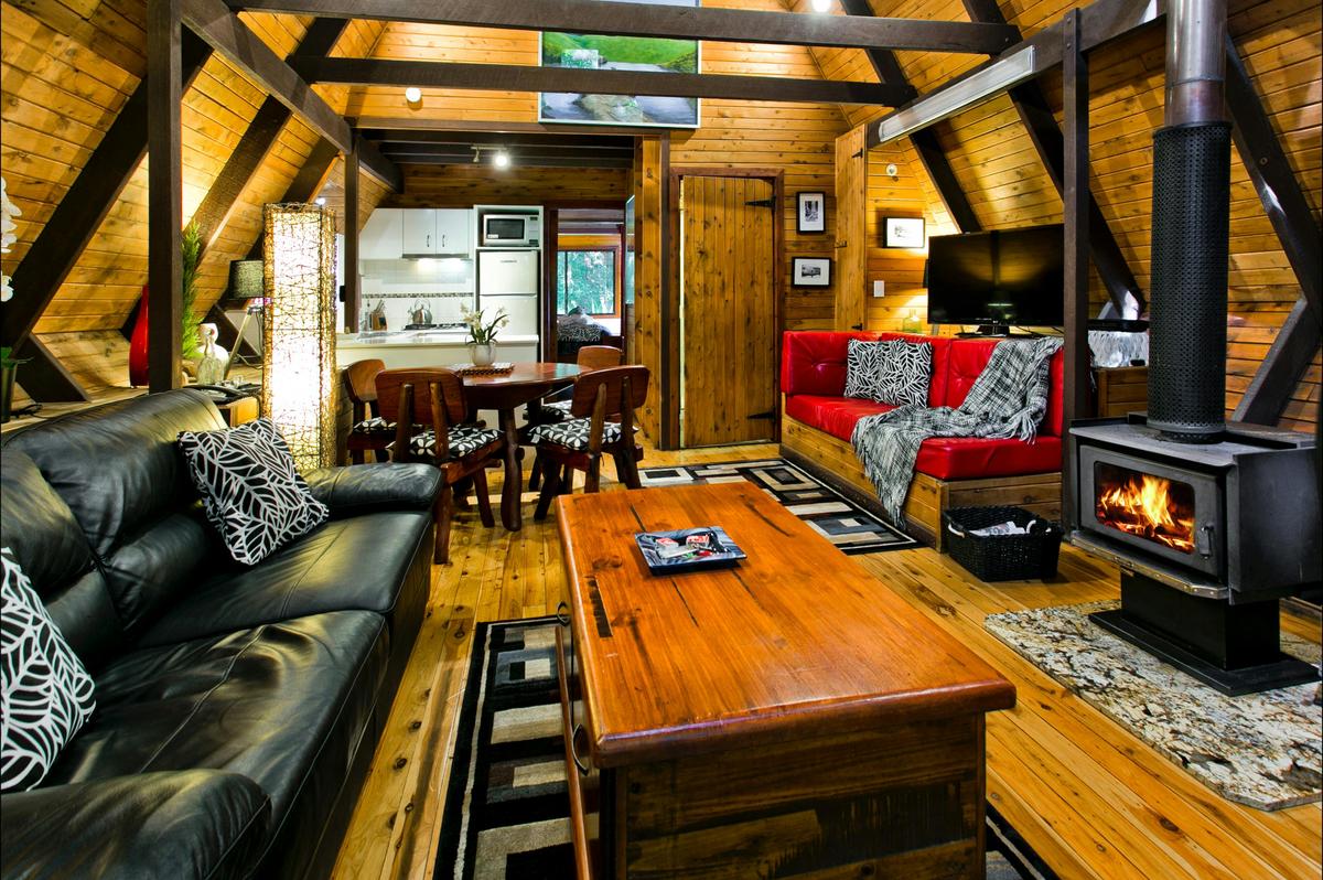 Rainforest Spa and Stream Chalet