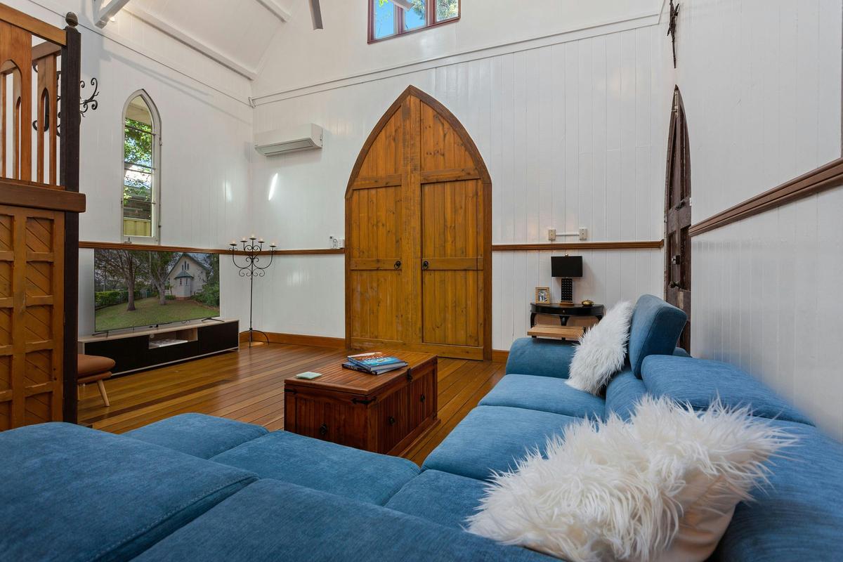 Lounge room