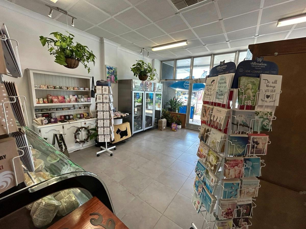 The Creek Cafe shop