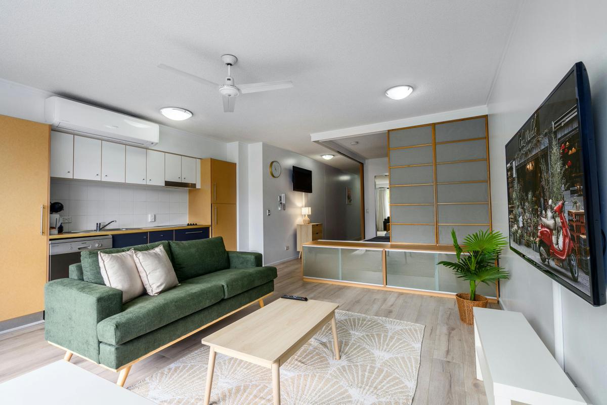 Studio Apartment
