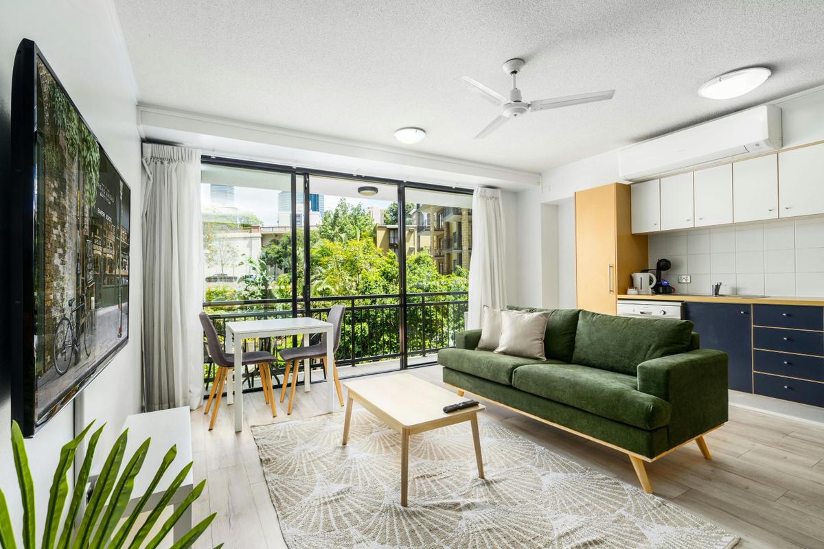 Studio Apartment