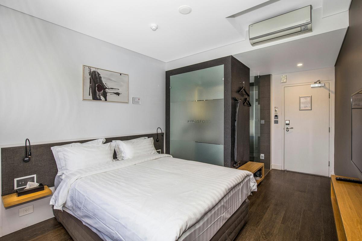 Our Queen Rooms provide an ambient, relaxing atmosphere for you to enjoy whilst in Brisbane