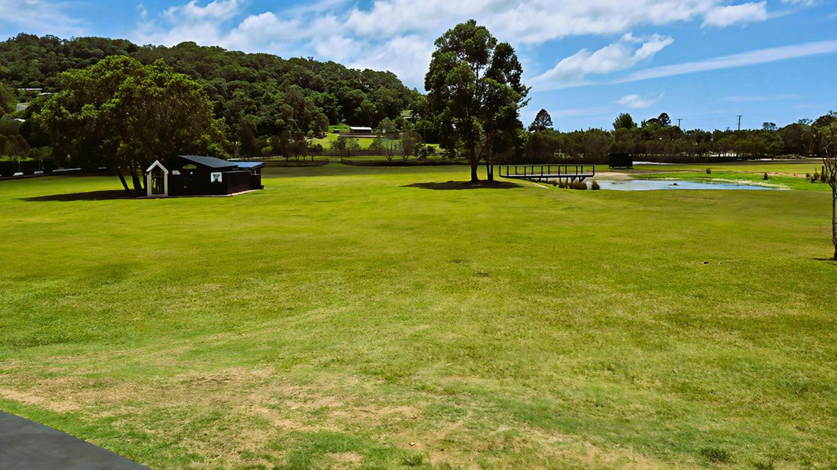 The River Shed - Camp Stay