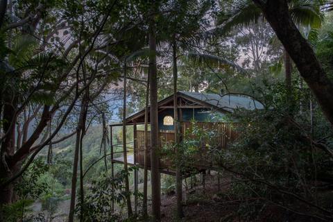 Treetops Seaview Montville