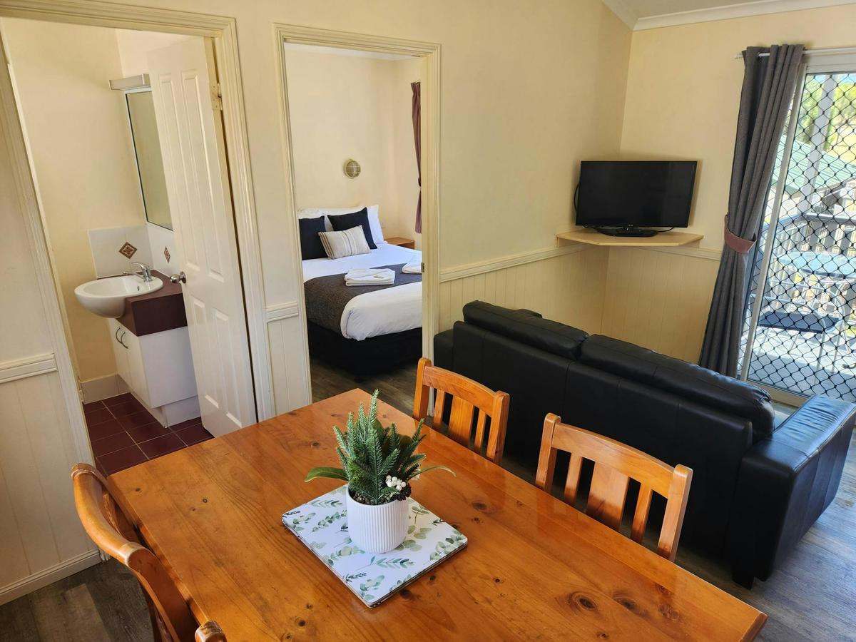 2 Bedroom Cabin