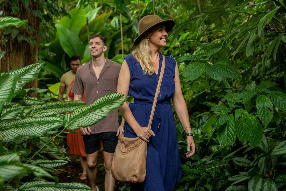 Cairns River Cruise & City Sights