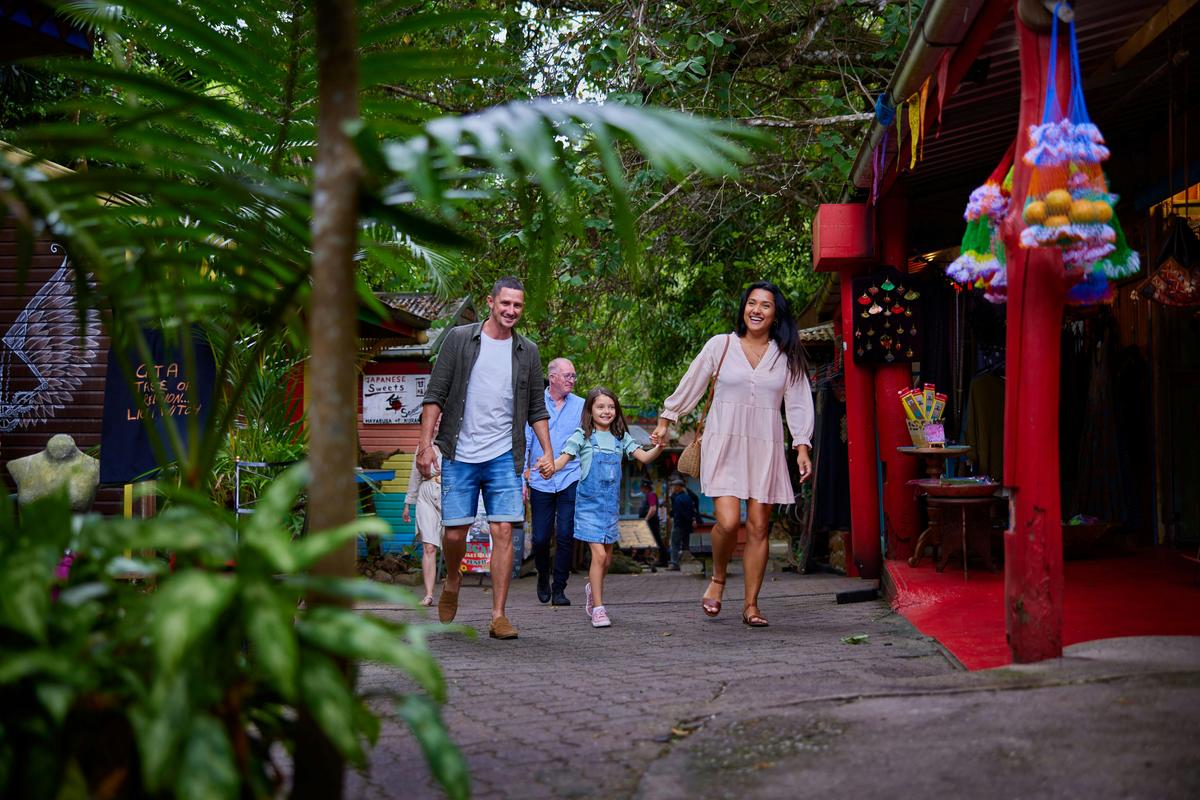 Classic Kuranda With Kuranda Scenic Rail and Skyrail Rainforest Cableway