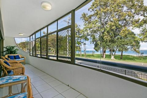 Views, Pool & Air-Conditioning - Bongaree
