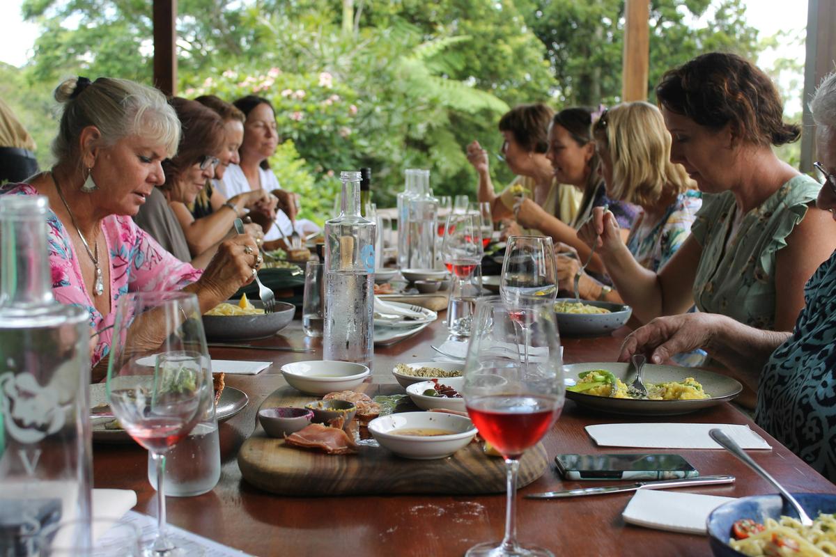 Deluxe Wine Tasting Tour - Tamborine Mountain