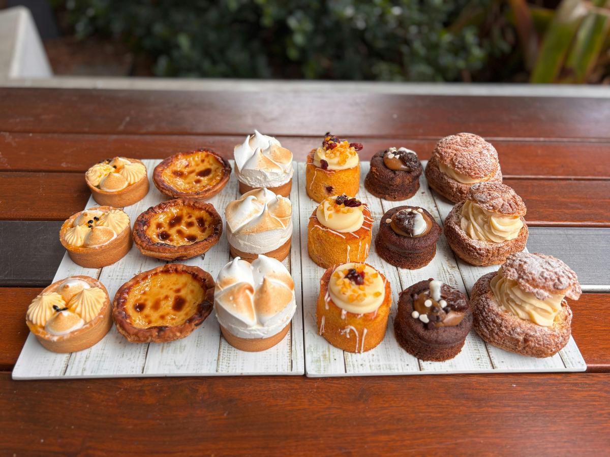 Cakes