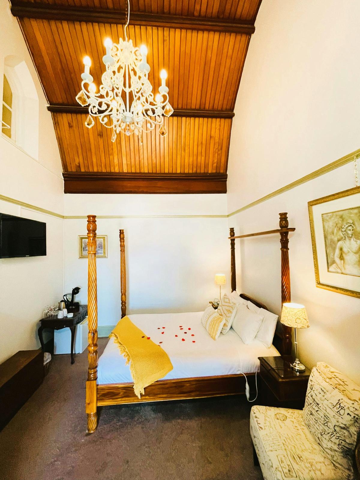 Room 8 Marietta Room