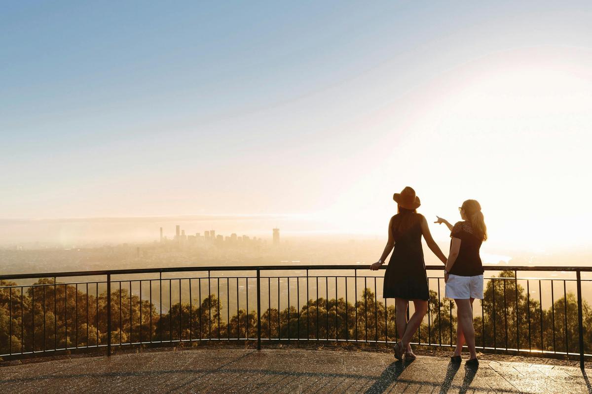 Mt Coot-tha Lookout at sunrise
