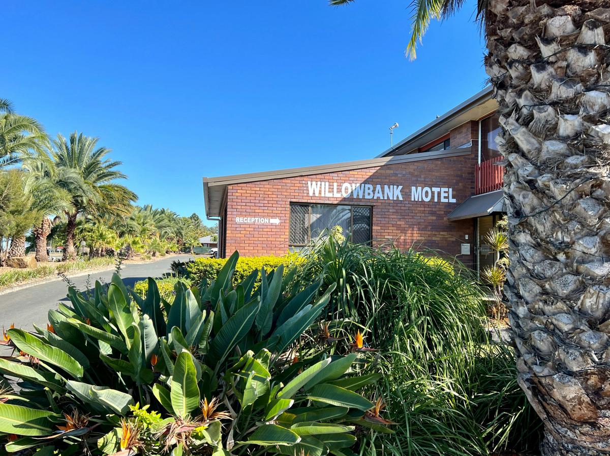 Willowbank Caravan Park & Motel