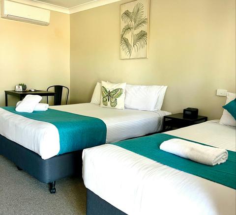 Willowbank Caravan Park & Motel