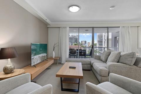 2 Bedroom 2 Bathroom Apartment