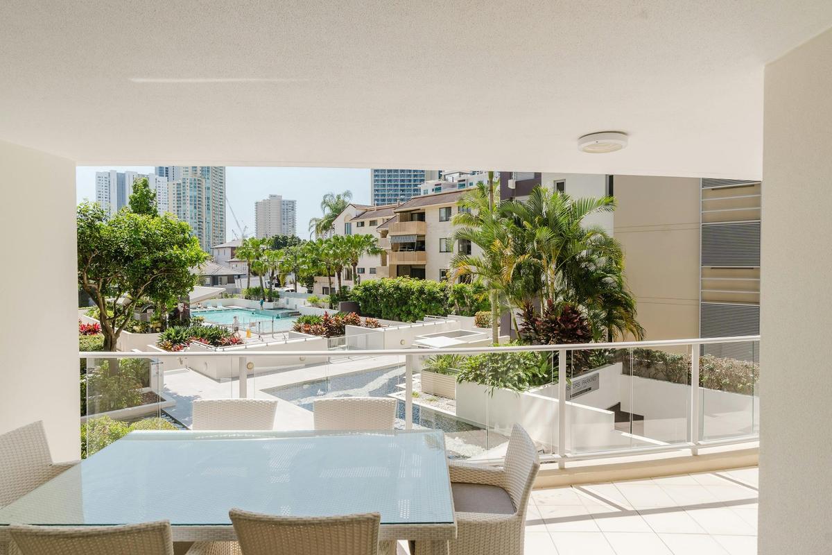 2 Bedroom 1 Bathroom Apartment