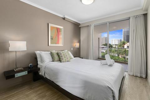 1 Bedroom 1 Bathroom Apartment