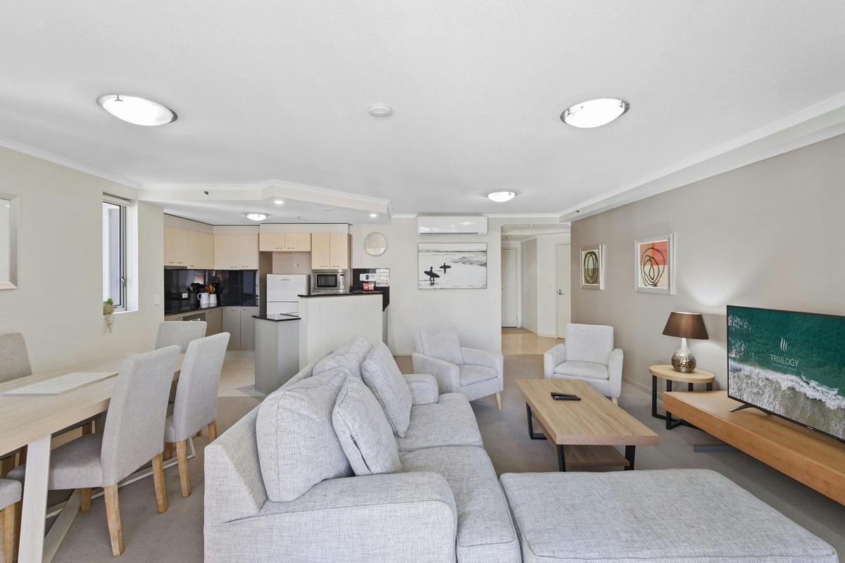 2 Bedroom 2 Bathroom Apartment