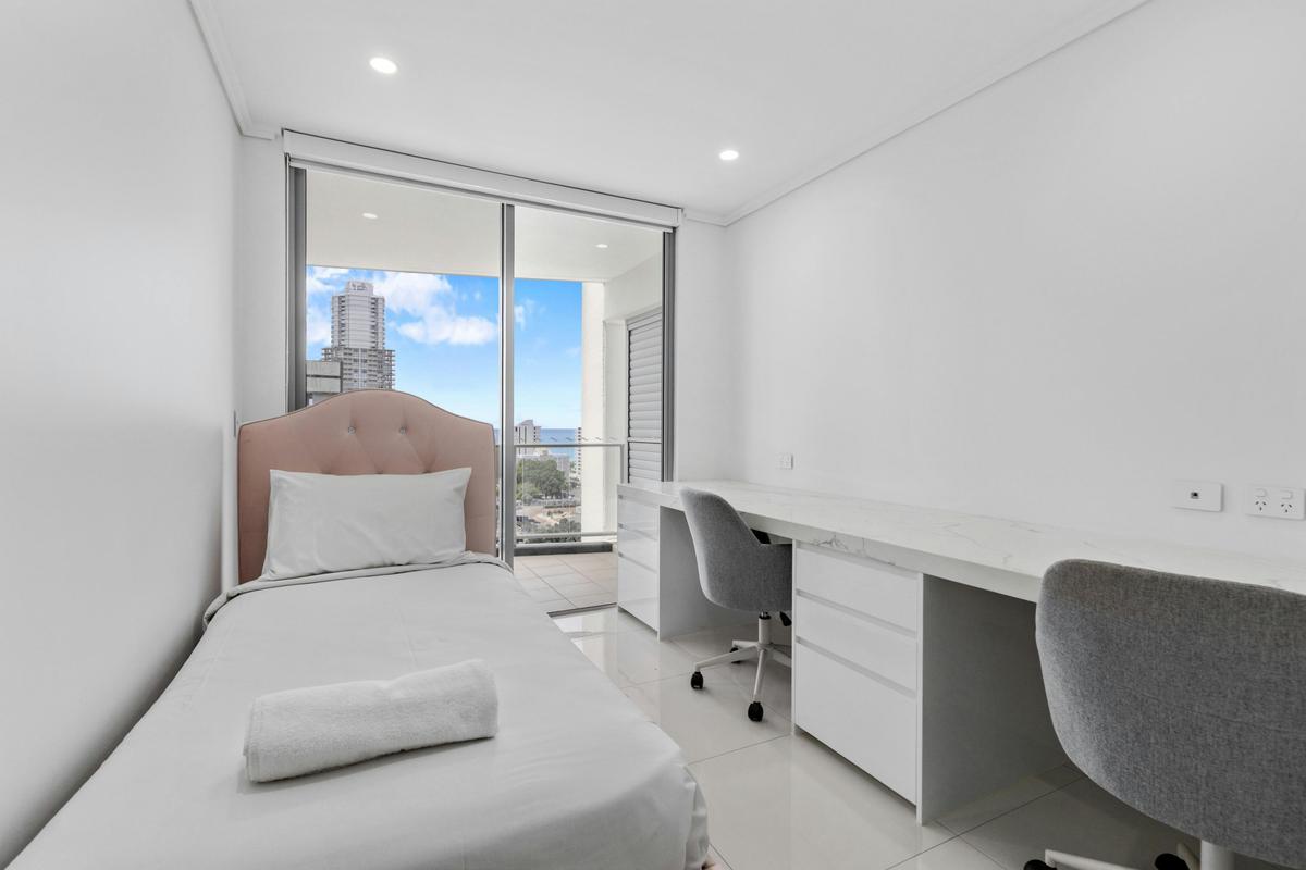 3 Bedroom Deluxe Sub-Penthouse