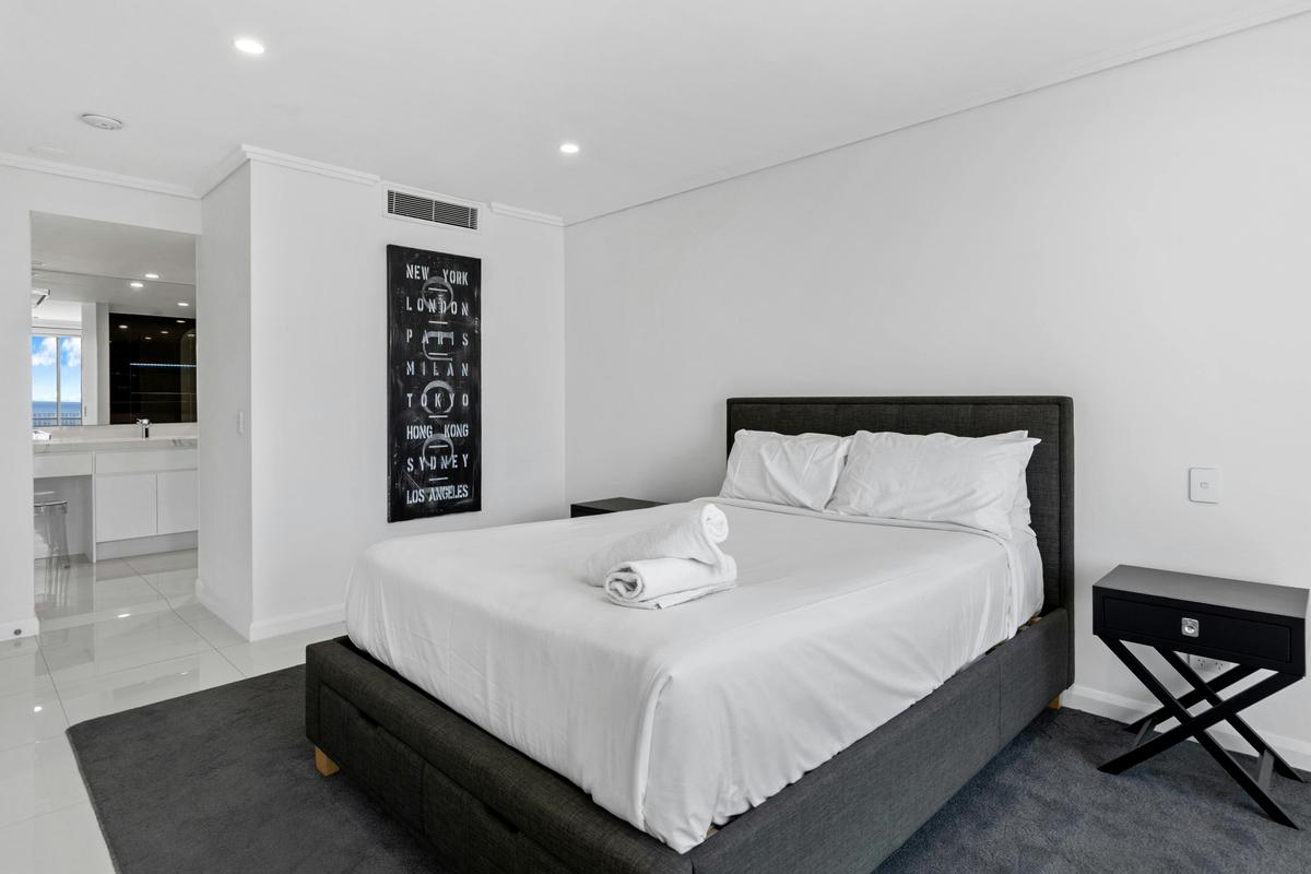 3 Bedroom Deluxe Sub-Penthouse