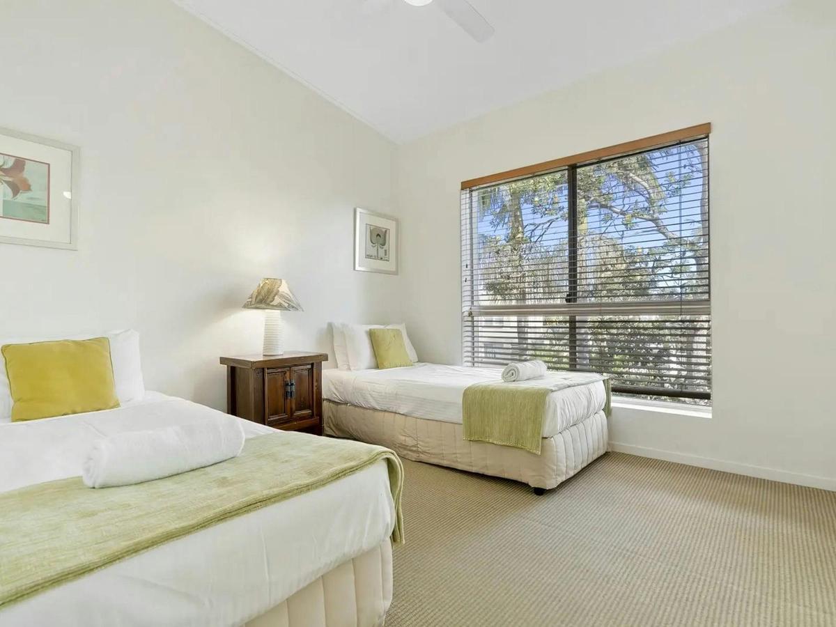 Pool Apartment