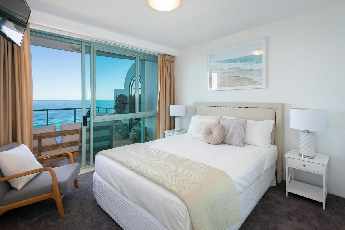 3 Bedroom Sub Penthouse apartments with Ocean views